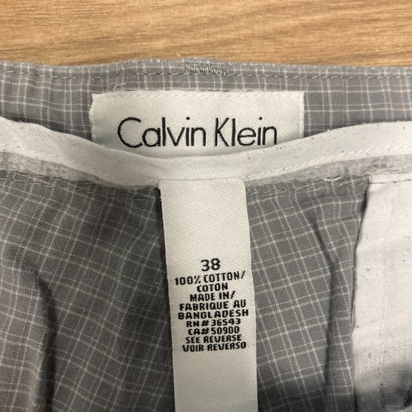 Mens Calvin Klein Casual Shorts - 38 - Picture 2 of 4